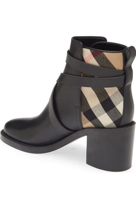 burberry pryle check heel.